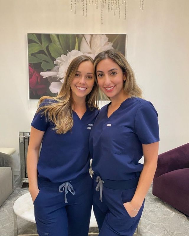 Congratulations to our fabulous PAs, Anna and Dora! Both were certified by the American Society of Breast Surgeons in the APP (Advanced Practice Providers) Breast Specialty Program as part of the inaugural group of graduates. It’s a huge achievement as they underwent a rigorous certification process. APPs play a vital role at our center and in healthcare. Thank you, Anna and Dora, for your expertise and dedication to our patients!